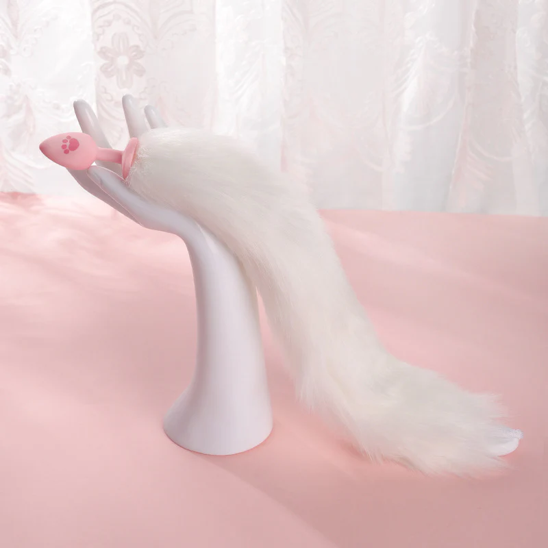GLOWING RABBIT FOX TAIL ANAL PLUG HA2780