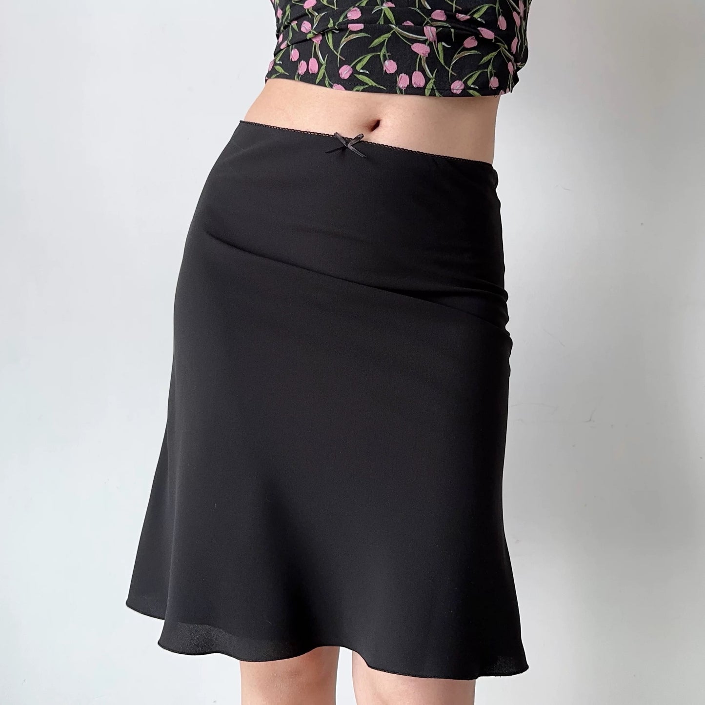 Slim-Fit Fishtail Skirt HA29701
