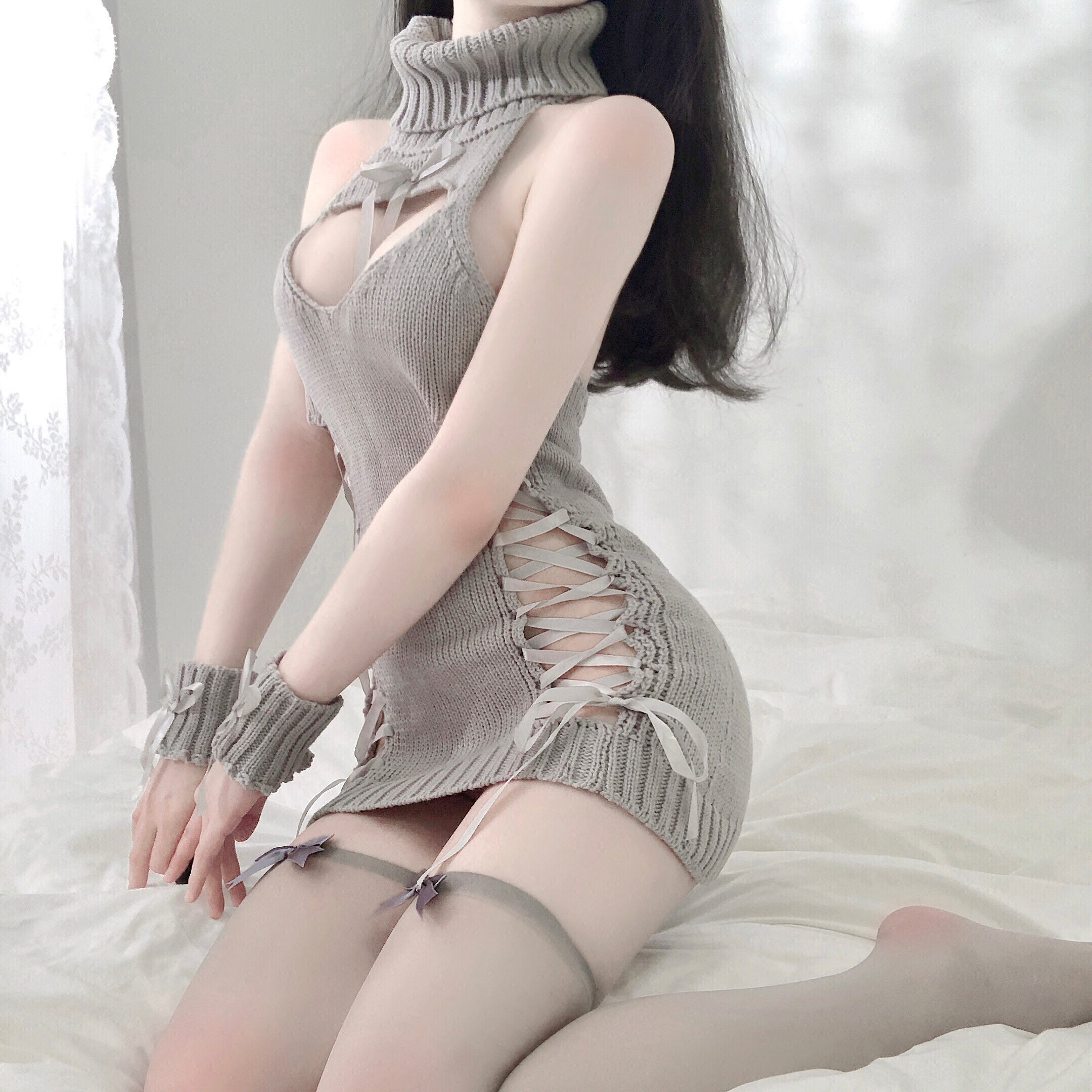 Deep V Turtleneck Hollow Tie Sweater HA2117