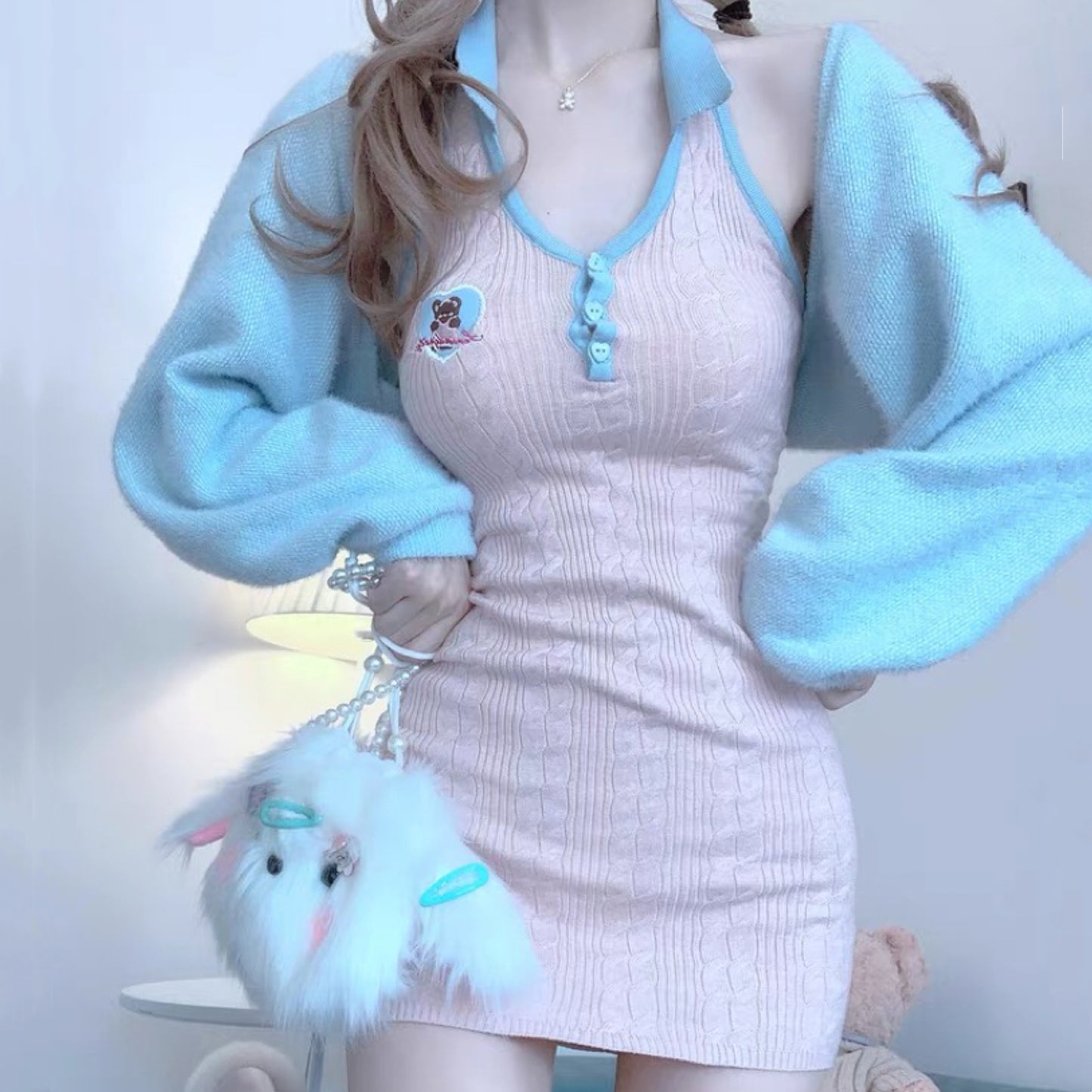 Cute halterneck dress HA1650