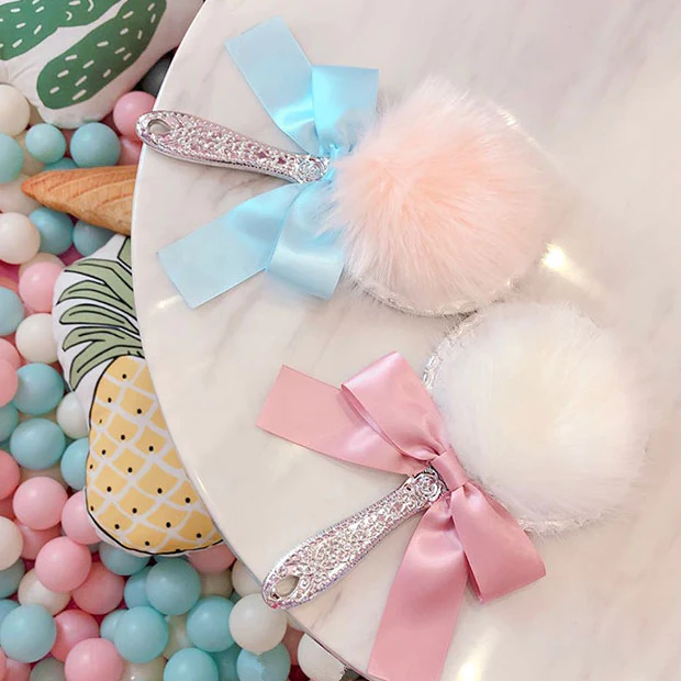 Cute plush bow holding makeup mirror HA0861