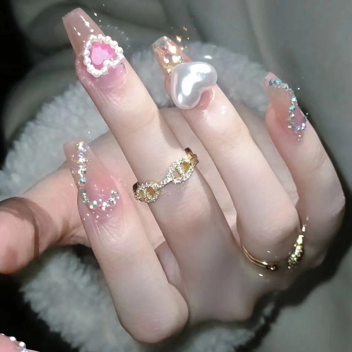 White Baroque Love Nail Art   HA1226