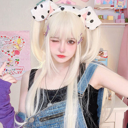 Golden jellyfish with long straight hair    HA0414