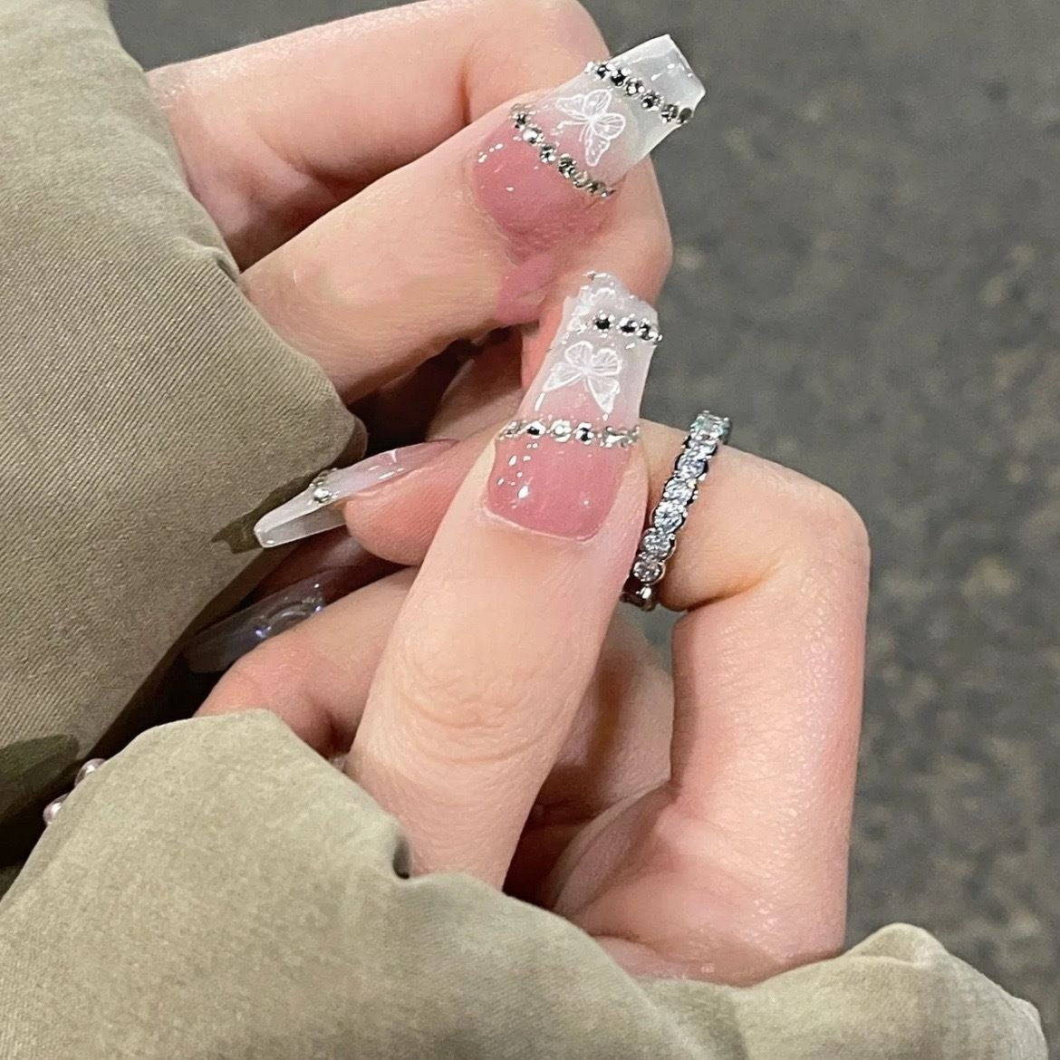 Embossed Butterfly Burst Diamond Nail Art   HA1282