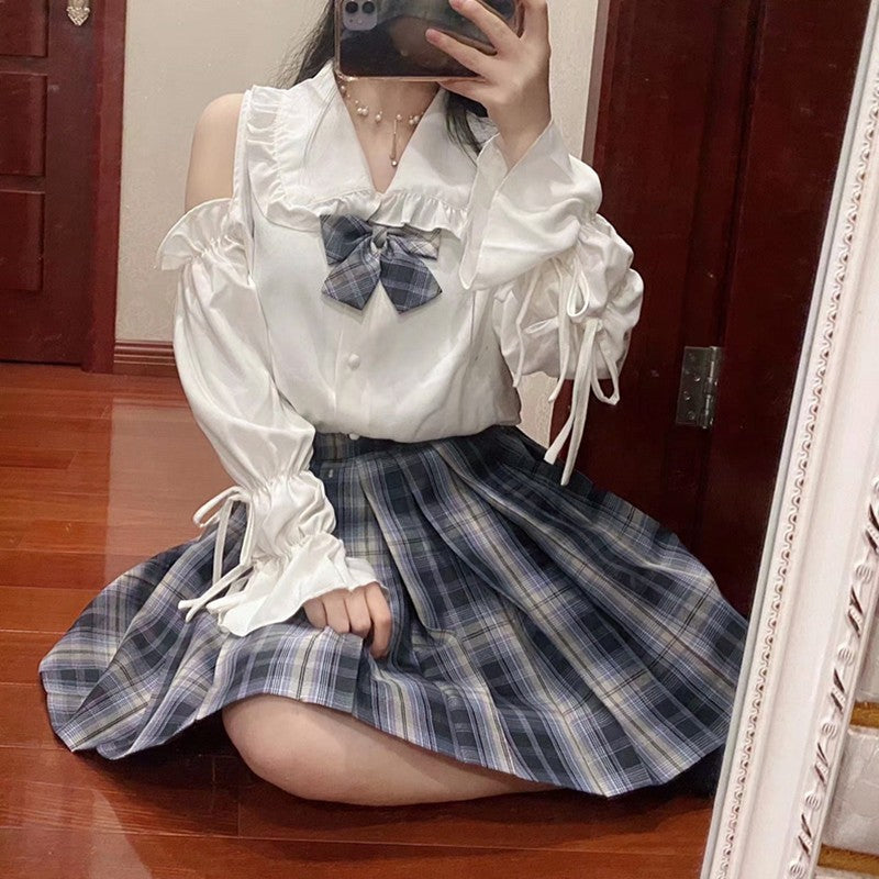 White shirt with lace inside HA1257