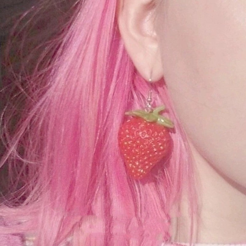 Trendy strawberry earrings   HA1788