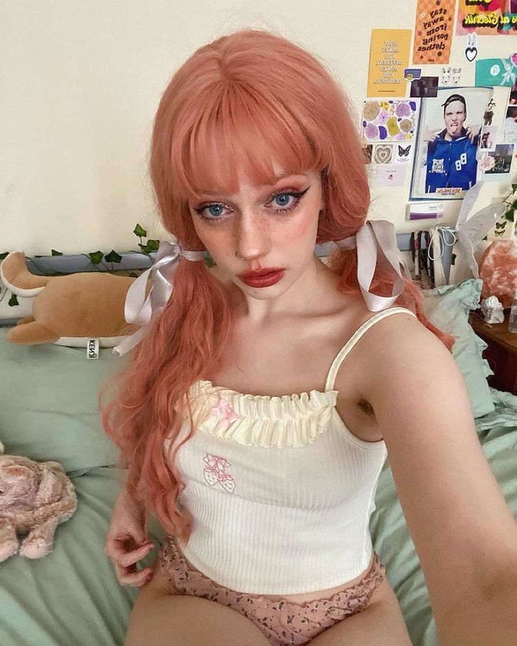 Strawberry Embroidered Camisole HA0426
