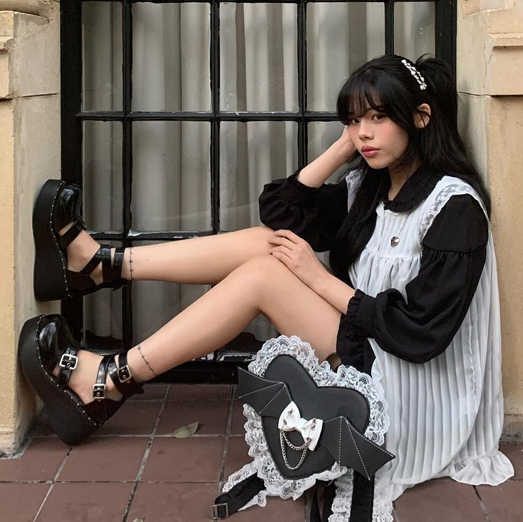 Cute Loose Long Sleeve Dress   HA0389