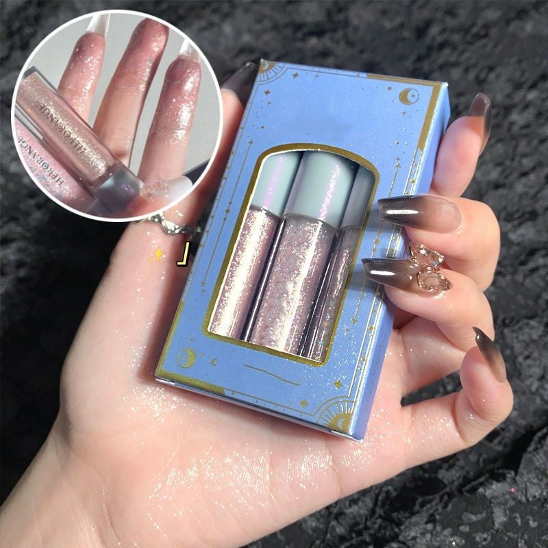 Three-pack of liquid eyeshadow   HA1540
