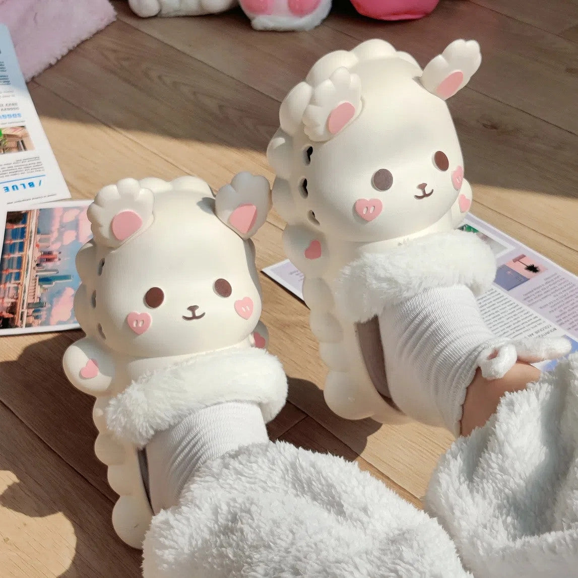 Creative Plush Rabbit Cotton Slippers  HA1160