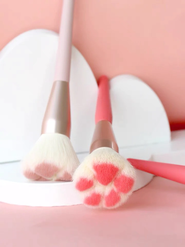 Cute girly heart cat paw makeup brush   HA0088