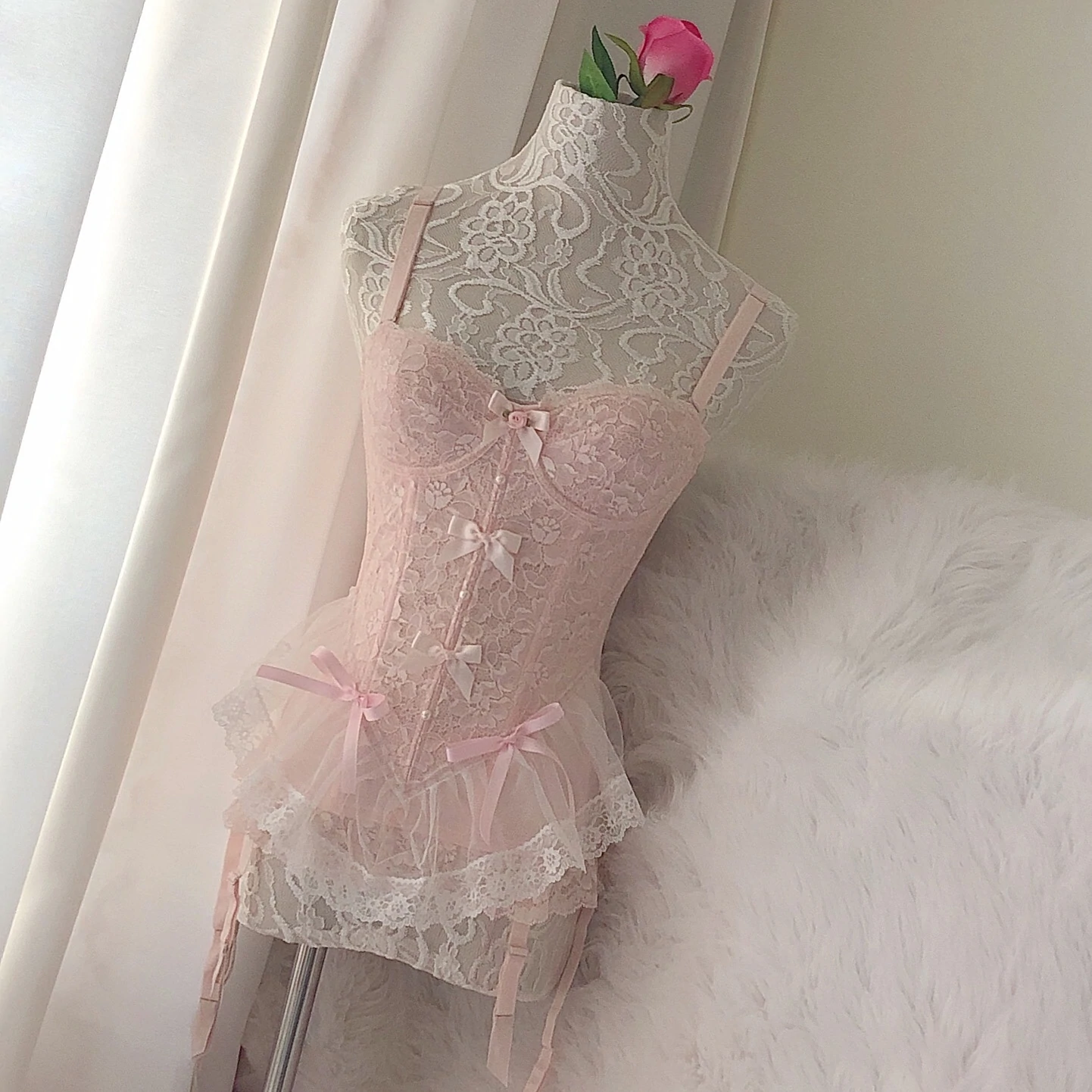 Pink lace top HA0624