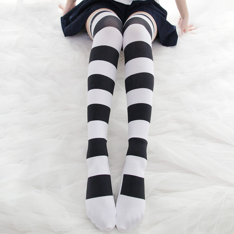 Cat's Claw Stripe Over the Knee Socks HA1518