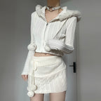 Twist-textured fur-paneled hooded sweater   HA1552