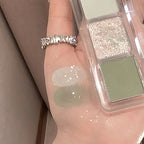 Mint green tri-color eye shadow HA0923