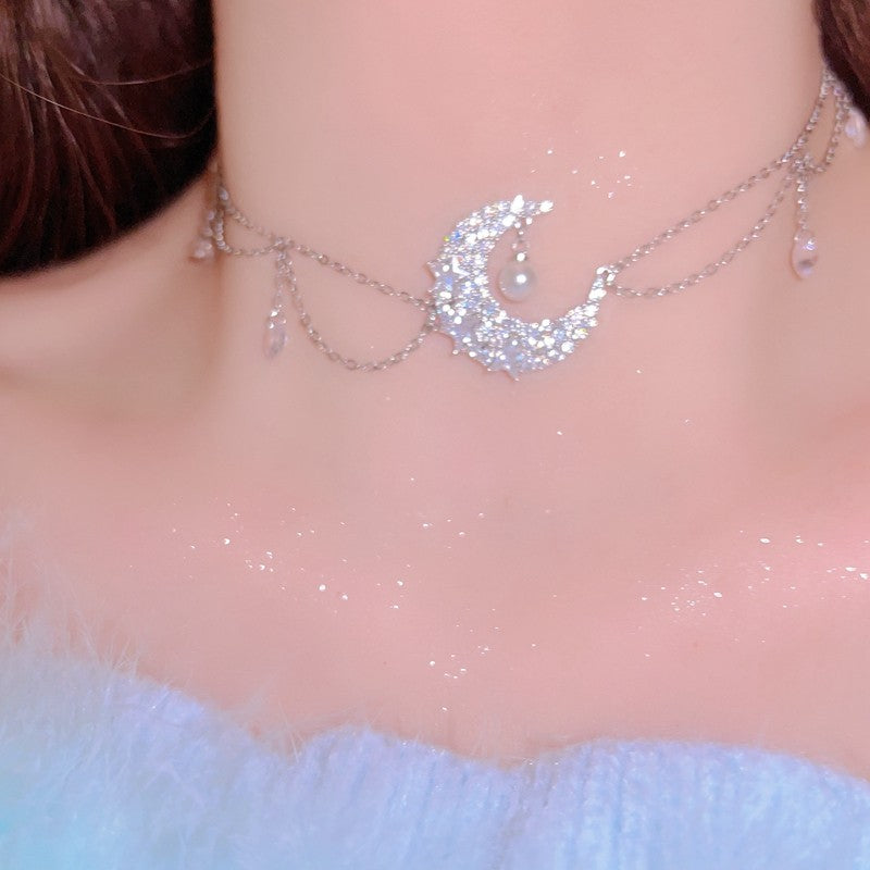 Diamond Moon Clavicle Chain   HA1722