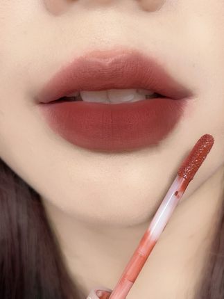 Powder Mist Bear Lip Glaze HA0945