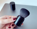 retractable makeup brush  HA0121