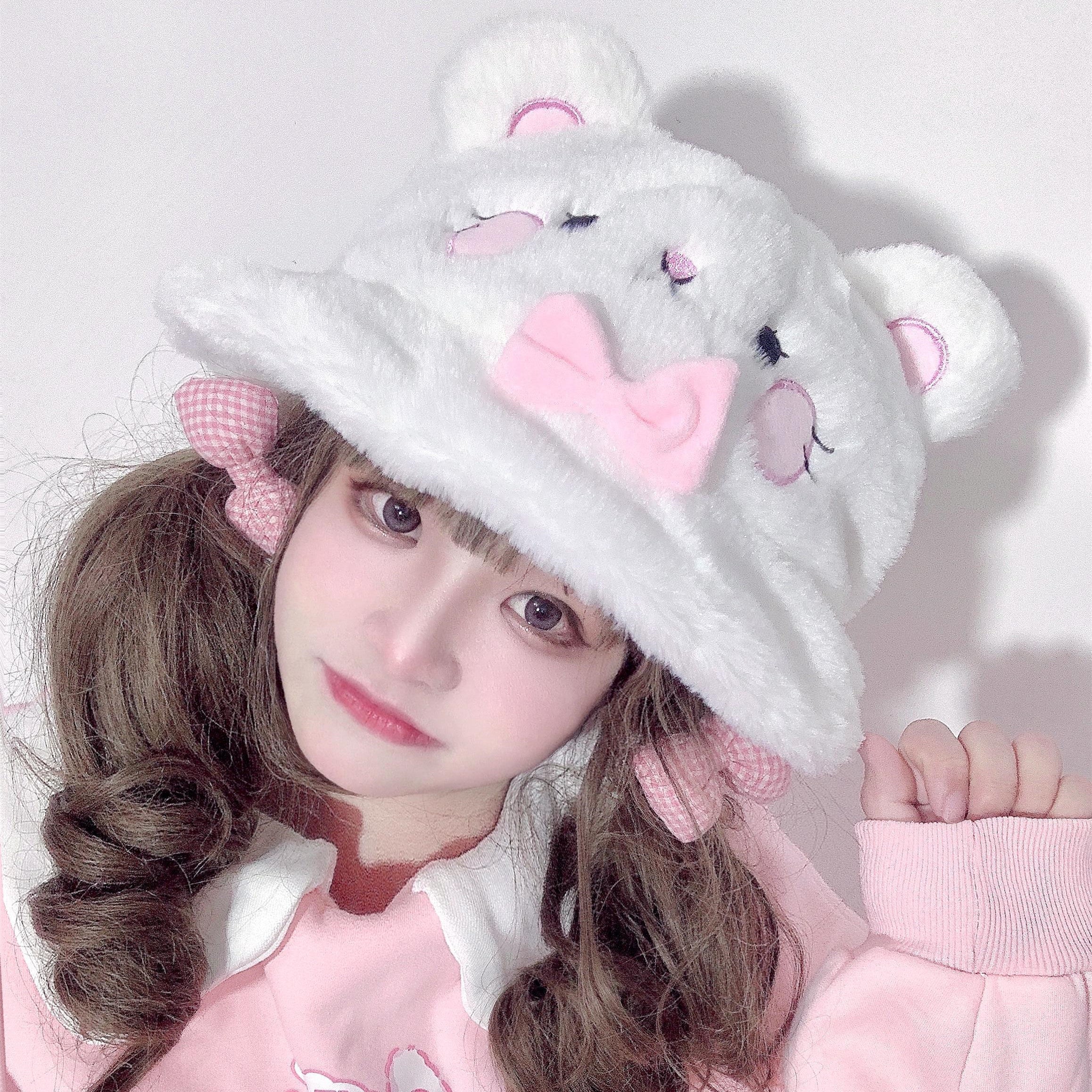 Small Hamster Bear Ears Plush Bucket Hat HA0875