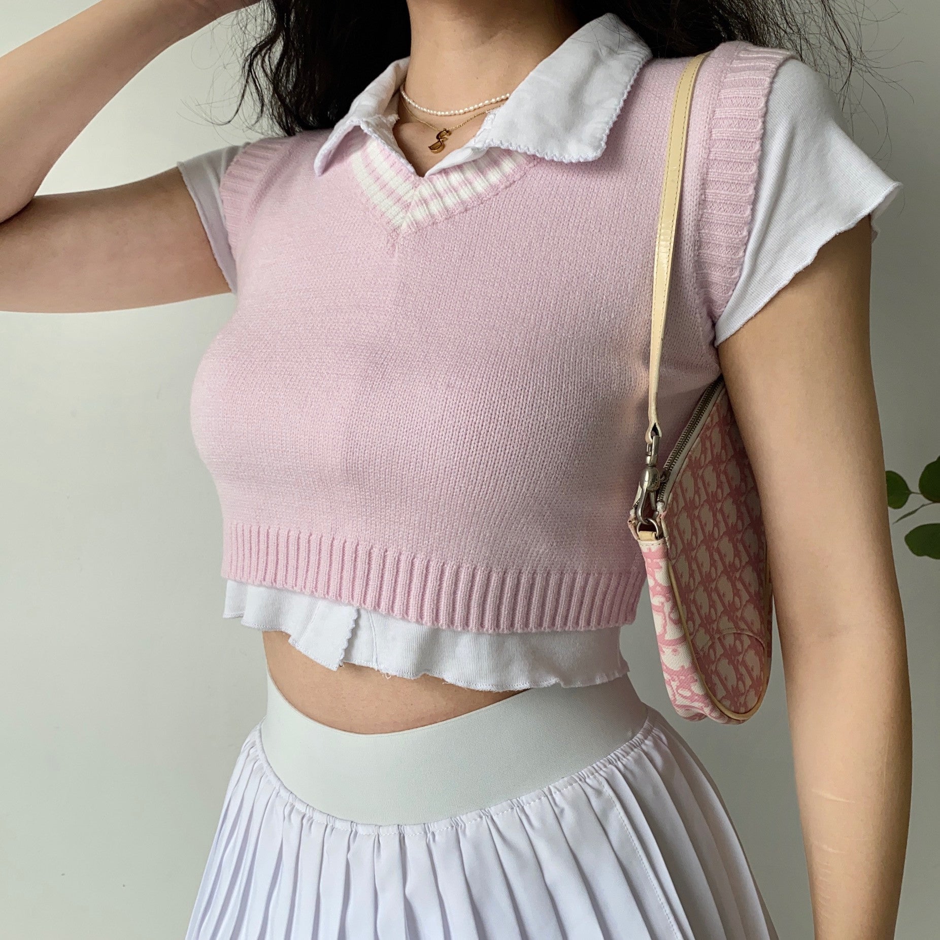 V-neck knitted vest  HA1128